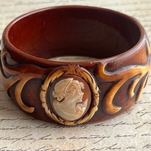 Amedeo Cameo Bangle Modern Victoriana Classic Bracelet